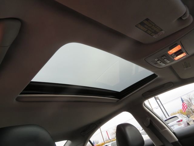 Used 2011 Lexus ES 350 image 15