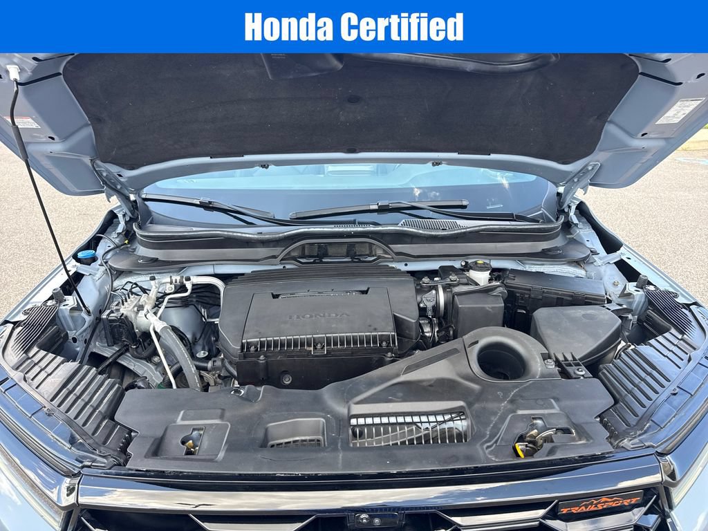 Certified 2024 Honda Pilot TrailSport image 21