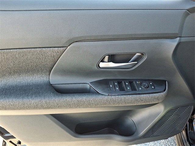 New 2026 Nissan Kicks SV w/ Cold Weather Package image 10