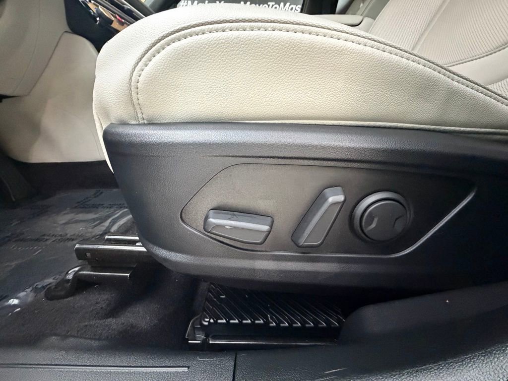 Certified 2025 Hyundai Tucson Limited image 27