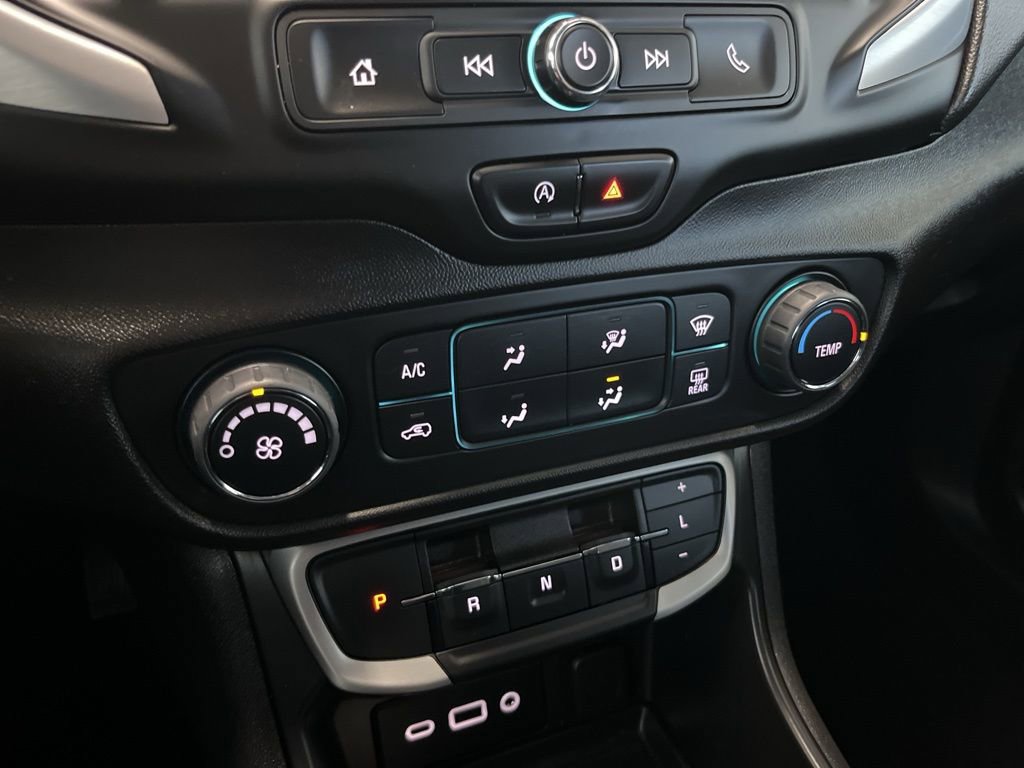 Used 2023 GMC Terrain SLE image 14