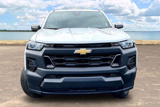 Used 2023 Chevrolet Colorado W/T w/ Technology Package image 2