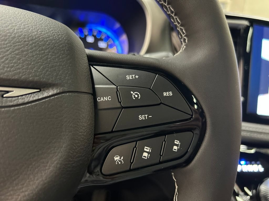 New 2027 Chrysler Pacifica Limited w/ S Appearance Package FWD image 22