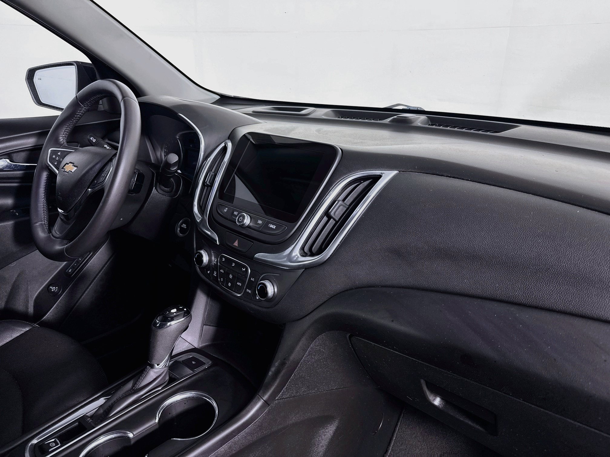 Used 2020 Chevrolet Equinox LT w/ Sport Edition FWD image 51