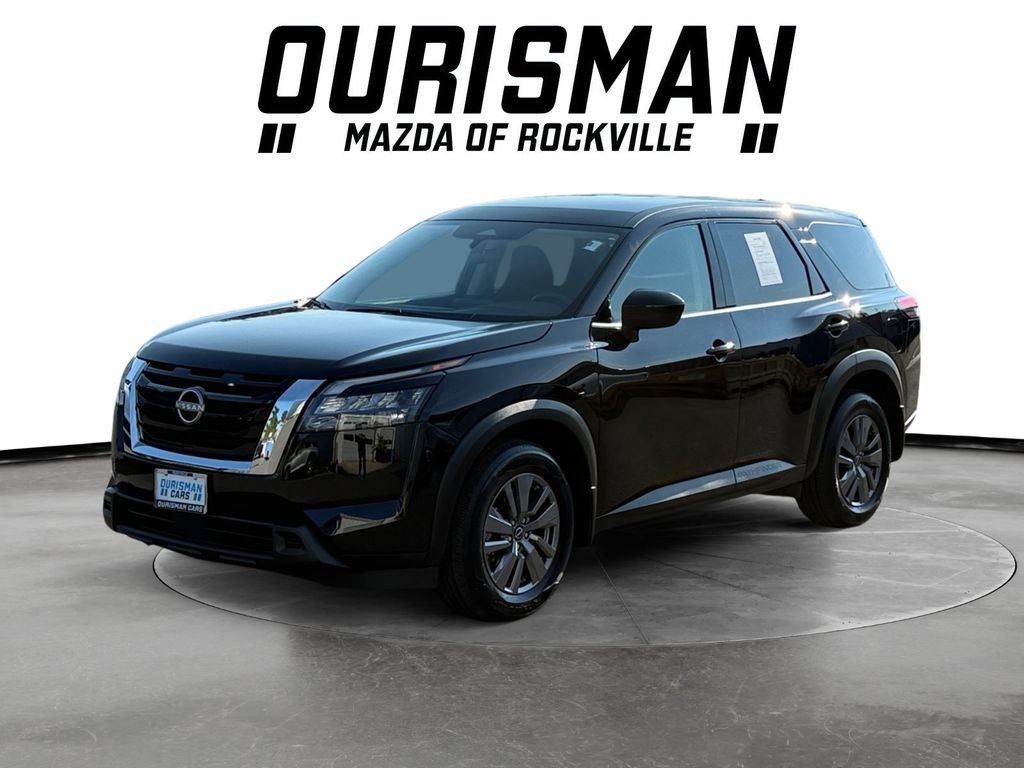 Used 2025 Nissan Pathfinder S AWD/4WD image 2