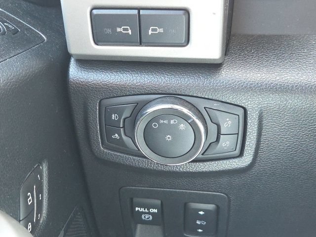 Used 2020 Ford F150 Lariat w/ Equipment Group 502A Luxury AWD/4WD image 25