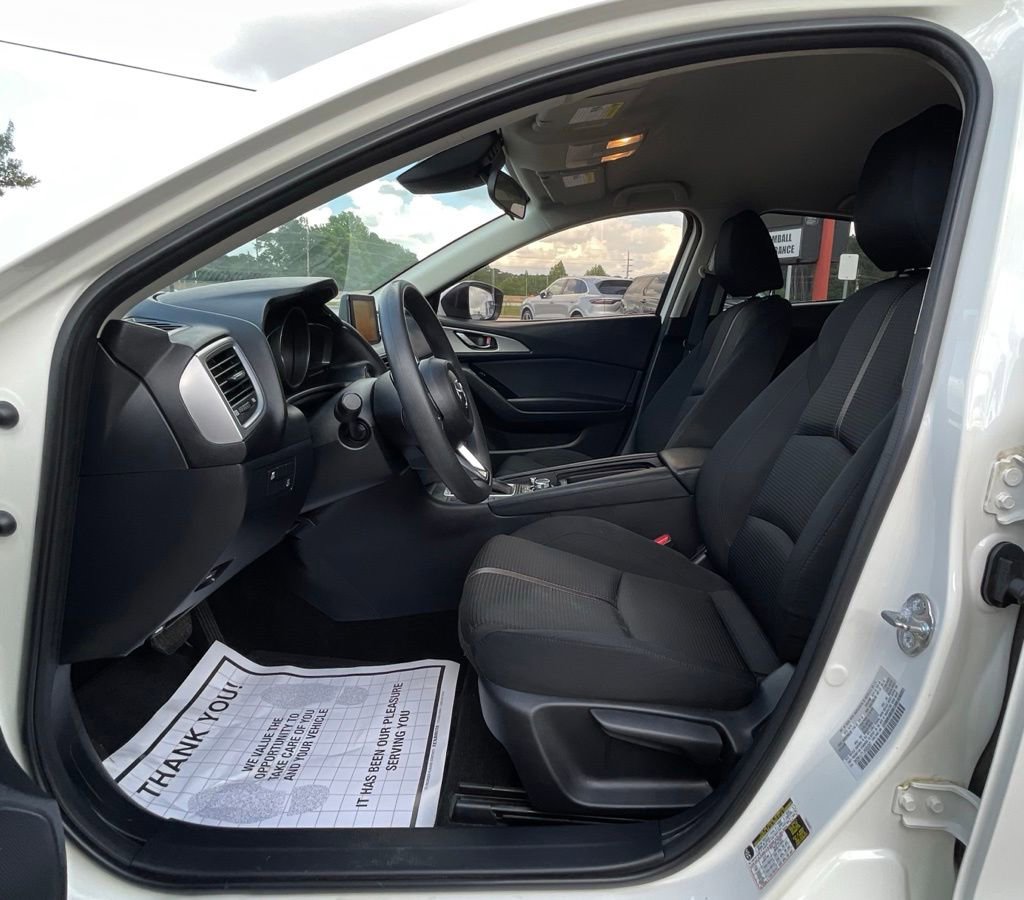 Used 2018 MAZDA MAZDA3 Sport w/ Preferred Equipment Package FWD image 18