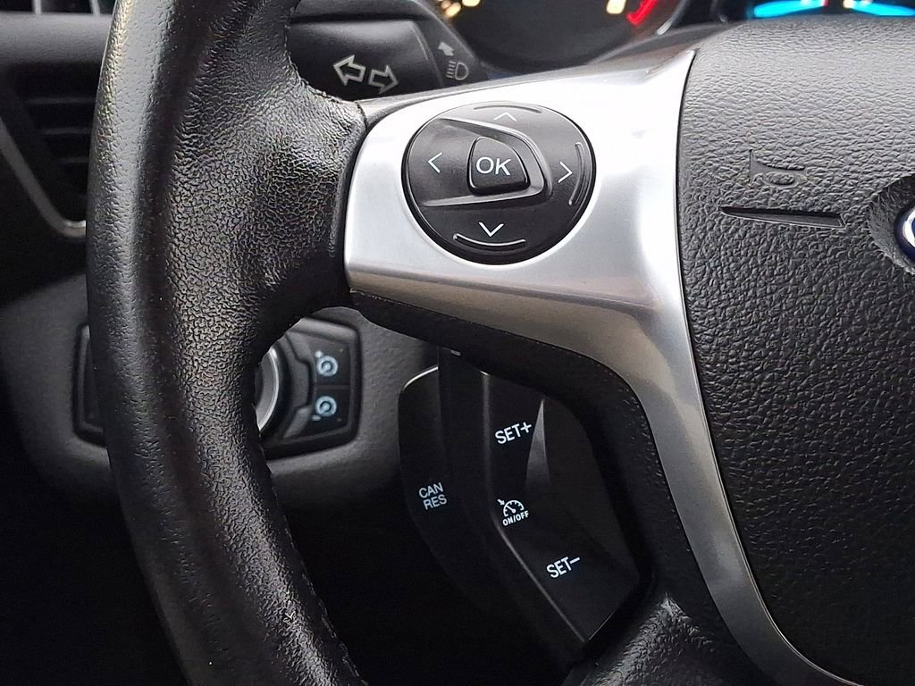 Used 2013 Ford Escape Titanium w/ Class II Trailer Tow Pkg image 20