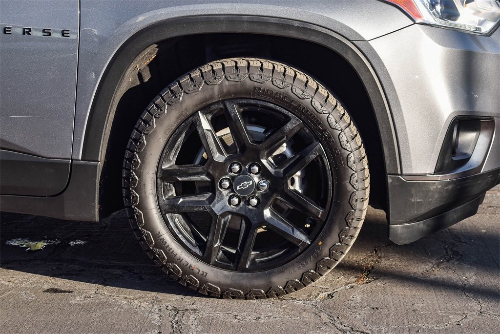 Used 2020 Chevrolet Traverse LT image 10