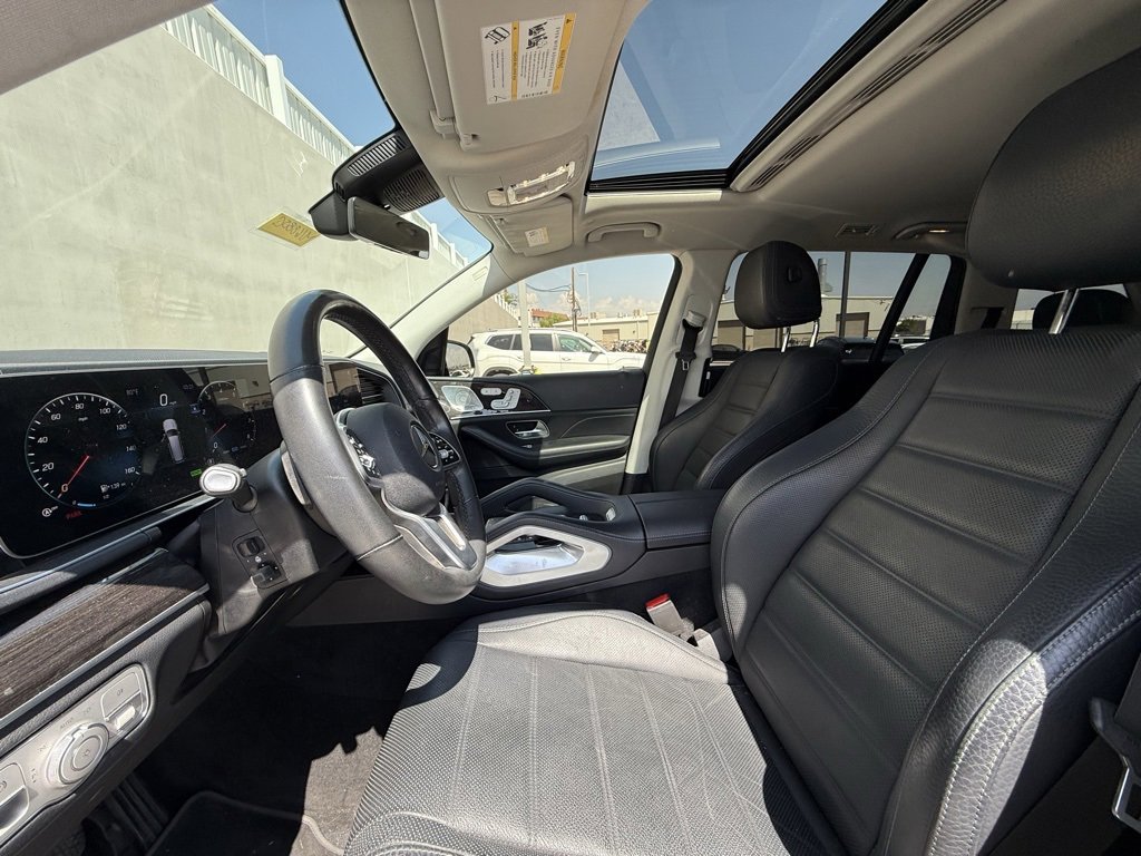 Used 2022 Mercedes-Benz GLS 450 4MATIC image 5