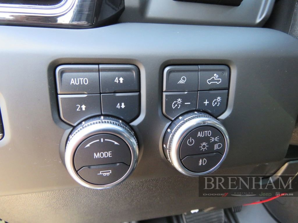 Used 2025 GMC Sierra 3500 Denali w/ Technology Package image 18