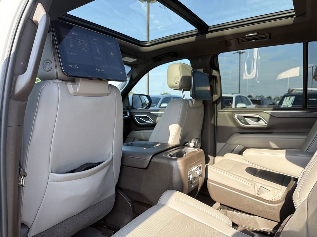 Used 2021 GMC Yukon SLT w/ SLT Premium Package AWD/4WD image 12