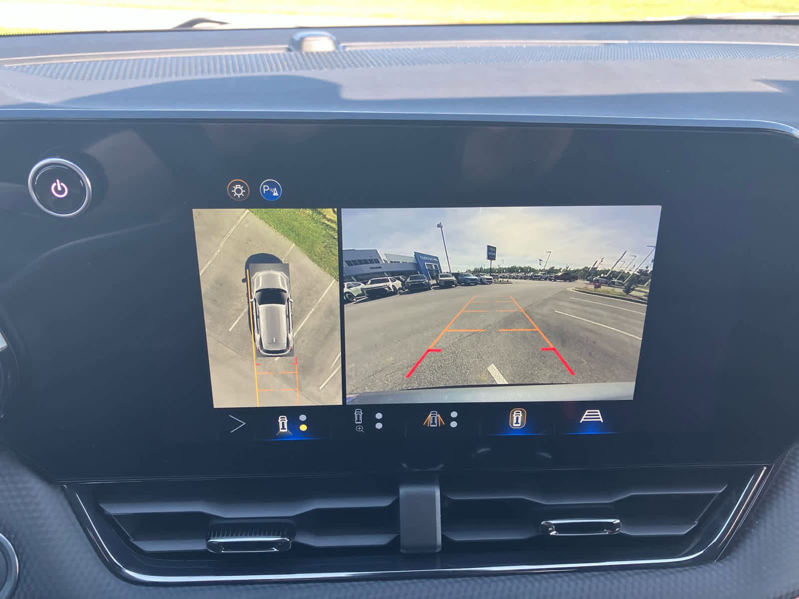 New 2026 Chevrolet Equinox RS FWD image 25