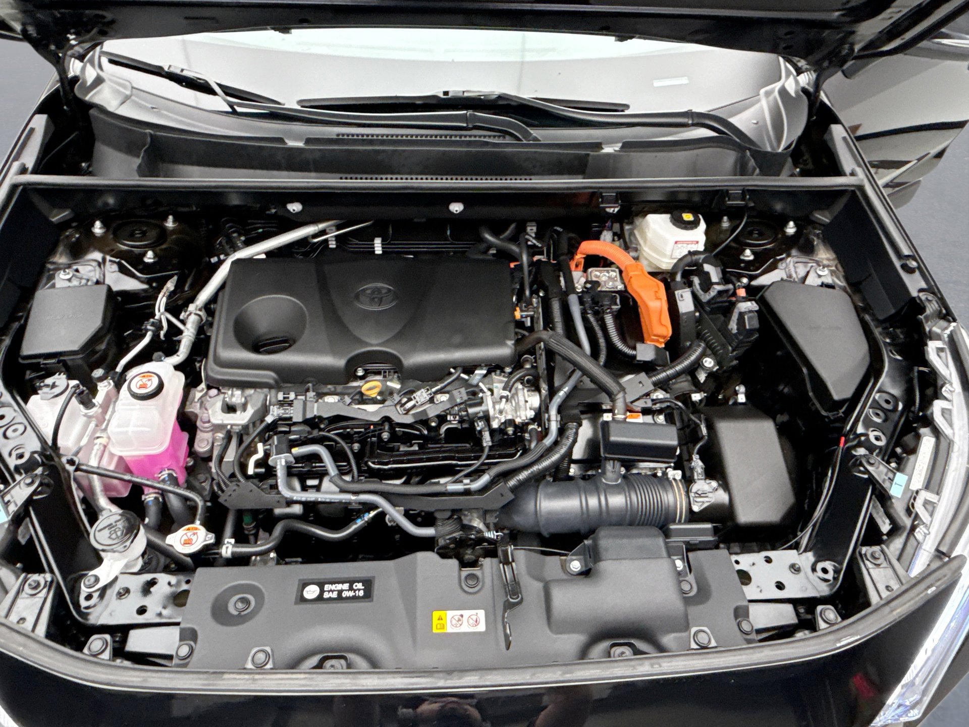 Used 2024 Toyota RAV4 AWD Hybrid image 24