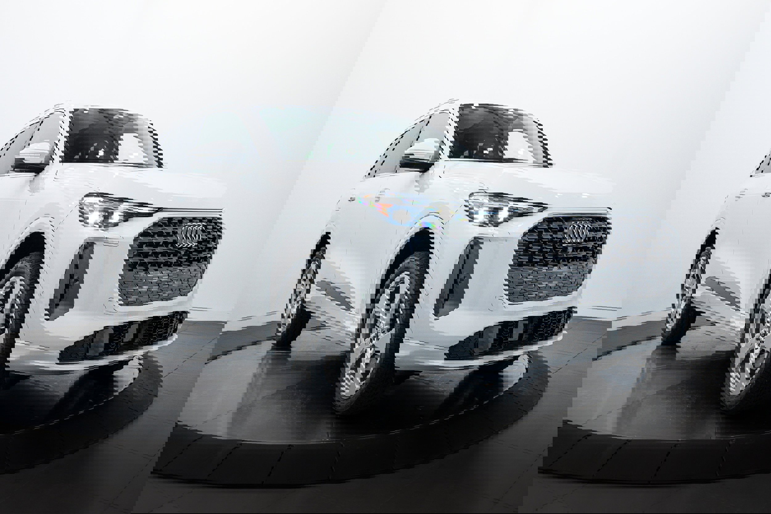 New 2025 Audi Q5 Premium Plus image 2