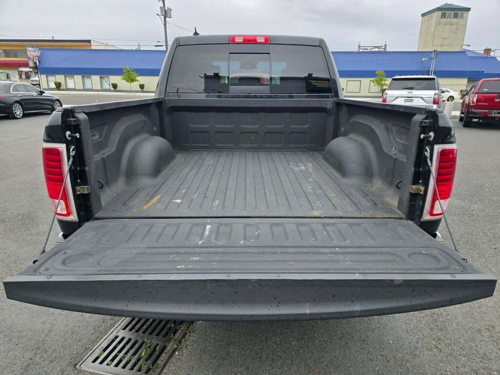 Used 2017 RAM 1500 Laramie w/ Convenience Group AWD/4WD image 15