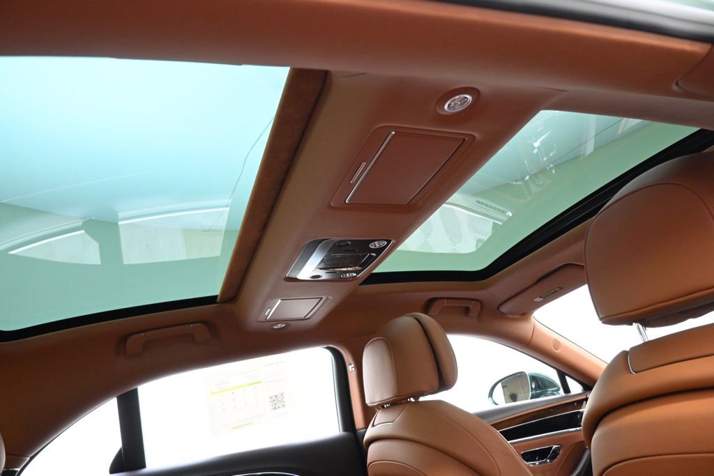 Used 2020 Bentley Flying Spur W12 AWD/4WD image 18