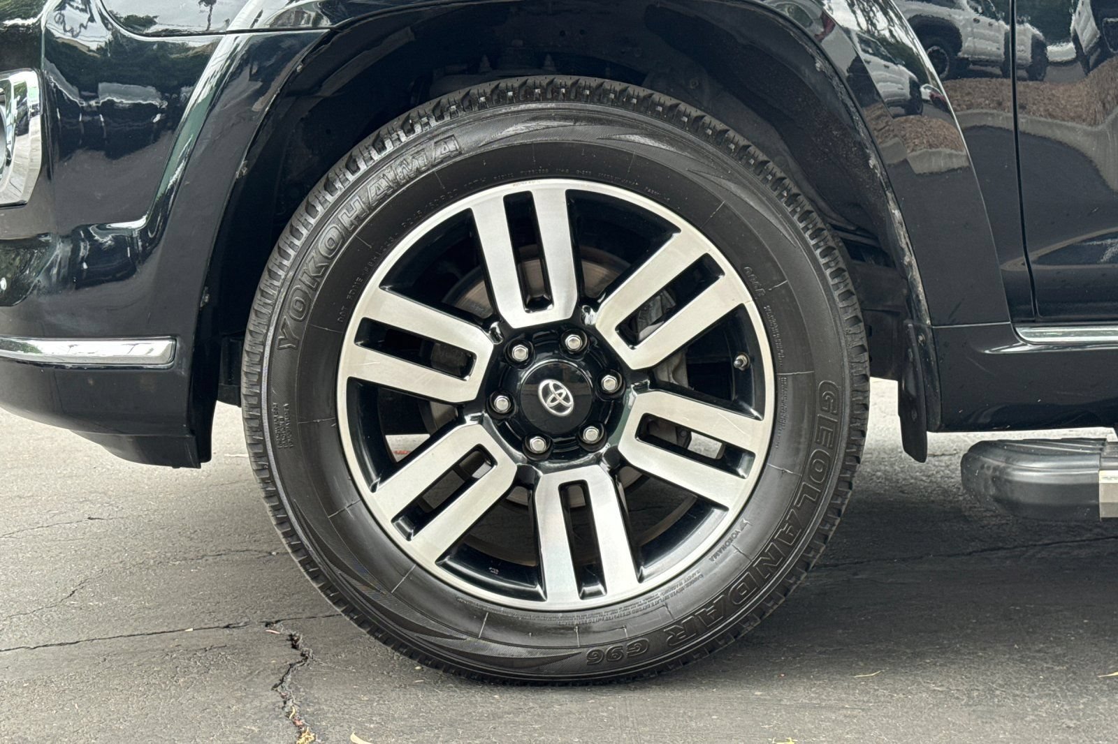 Used 2016 Toyota 4Runner Limited AWD/4WD image 27