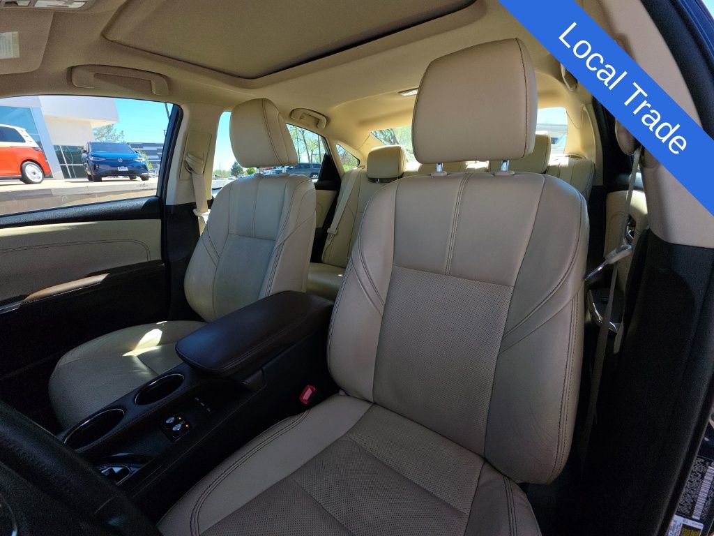 Used 2013 Toyota Avalon Limited w/ Technology Pkg FWD image 11