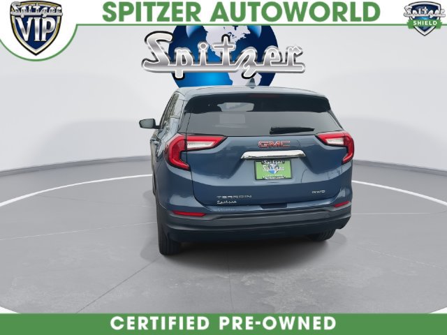 Used 2024 GMC Terrain SLE AWD/4WD image 12
