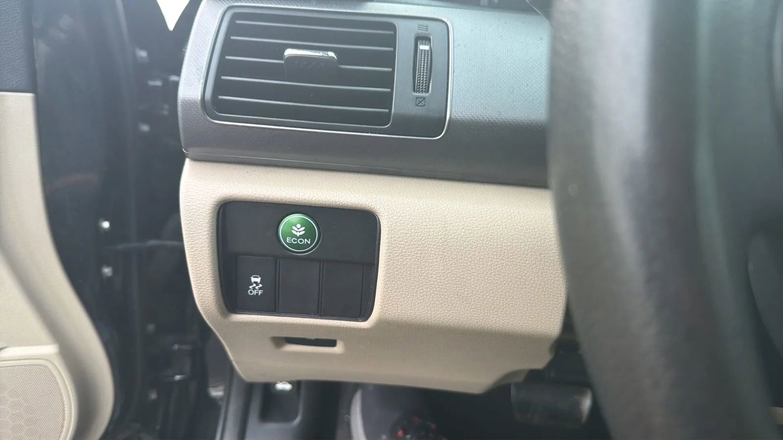 Used 2014 Honda Accord LX image 15