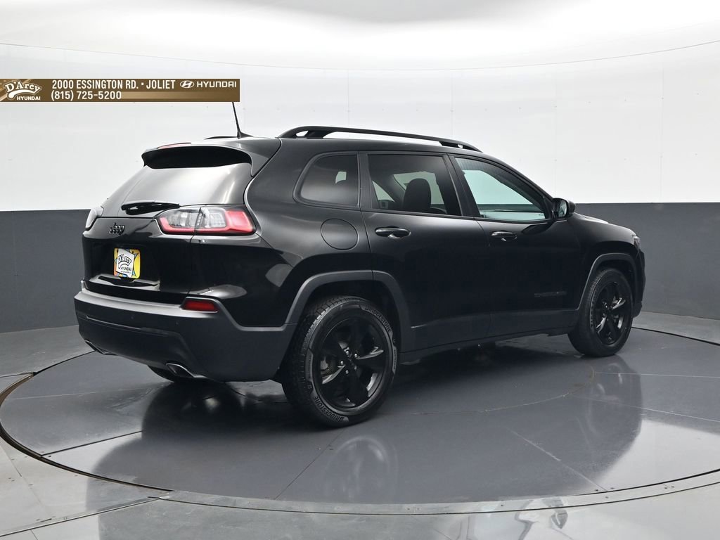 Used 2019 Jeep Cherokee Latitude Plus FWD image 5