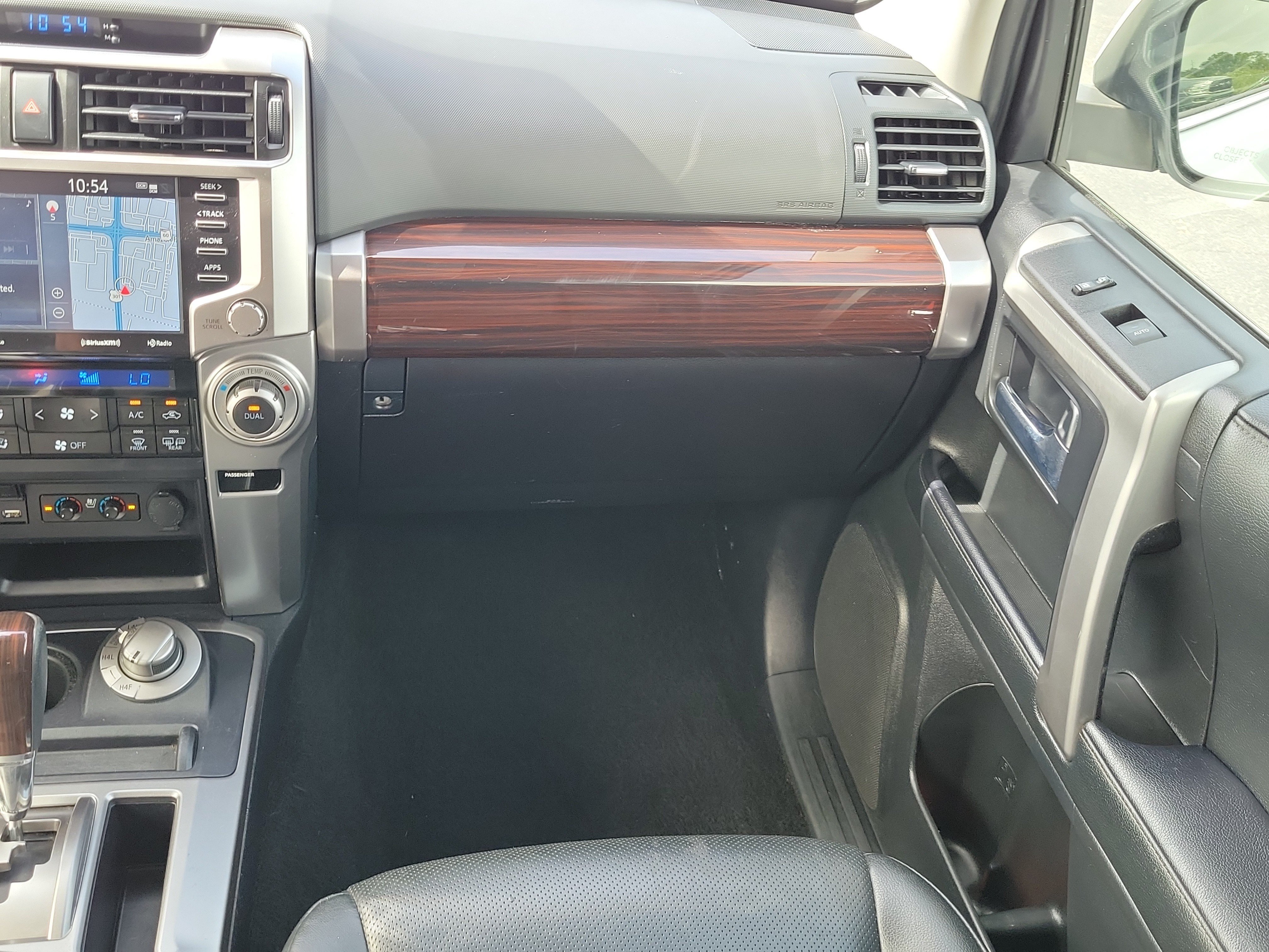 Used 2024 Toyota 4Runner Limited AWD/4WD image 15