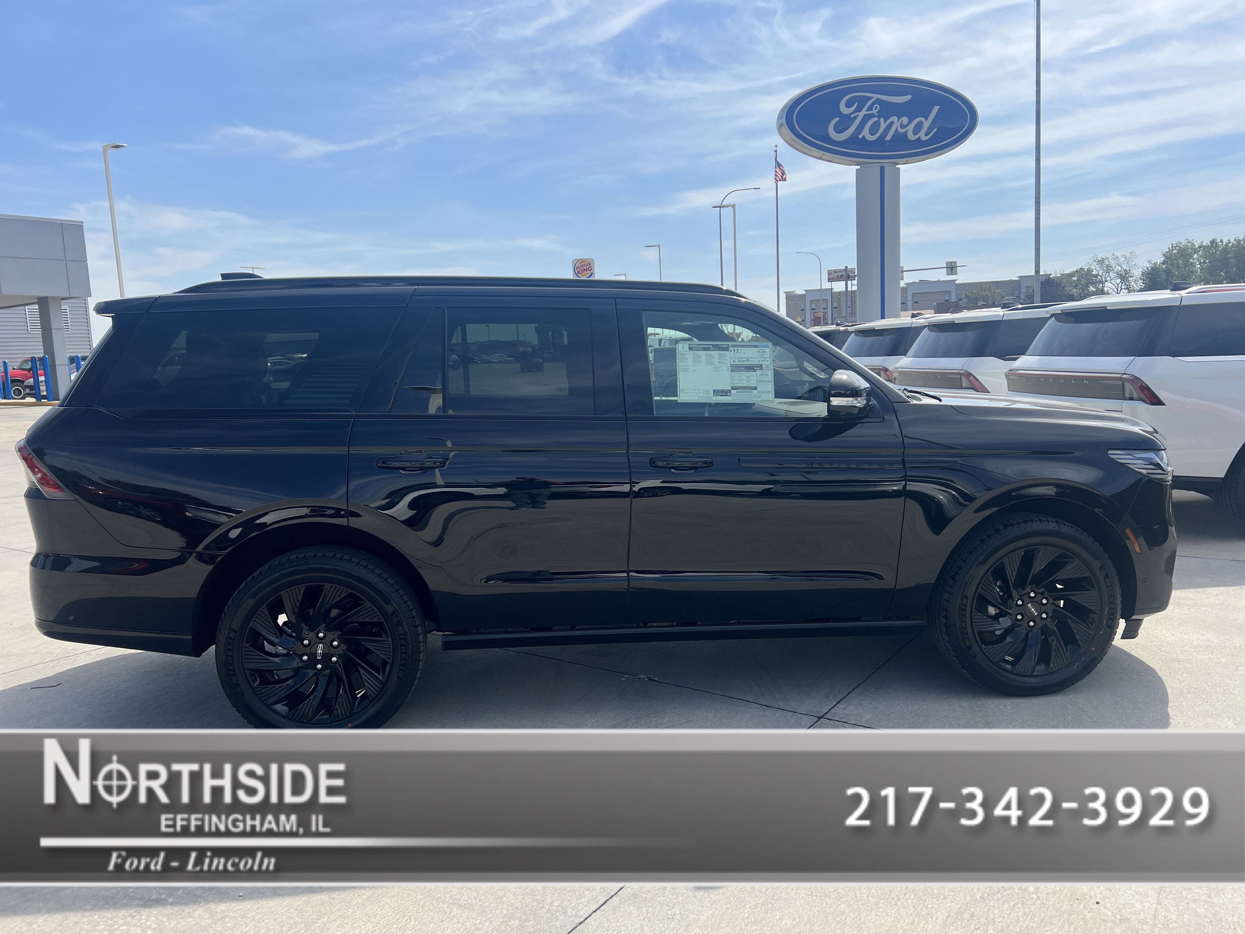 New 2025 Lincoln Navigator Reserve image 1