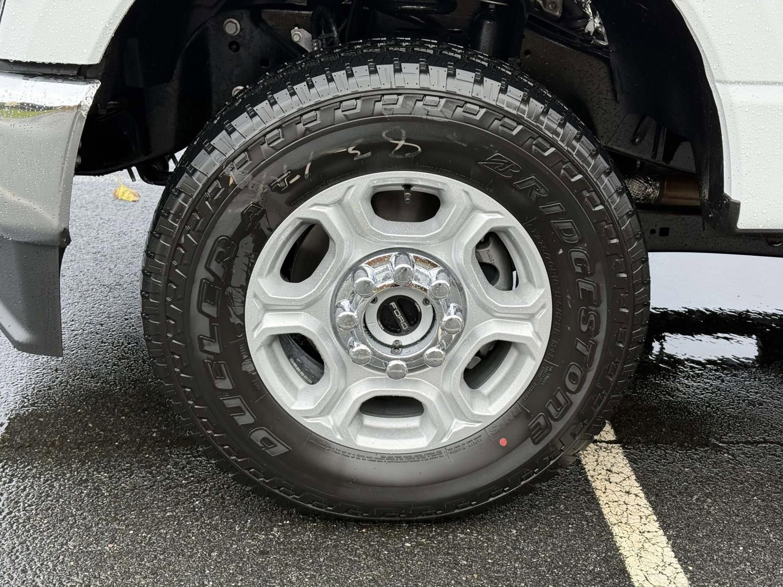 New 2026 Ford F350 XLT image 7