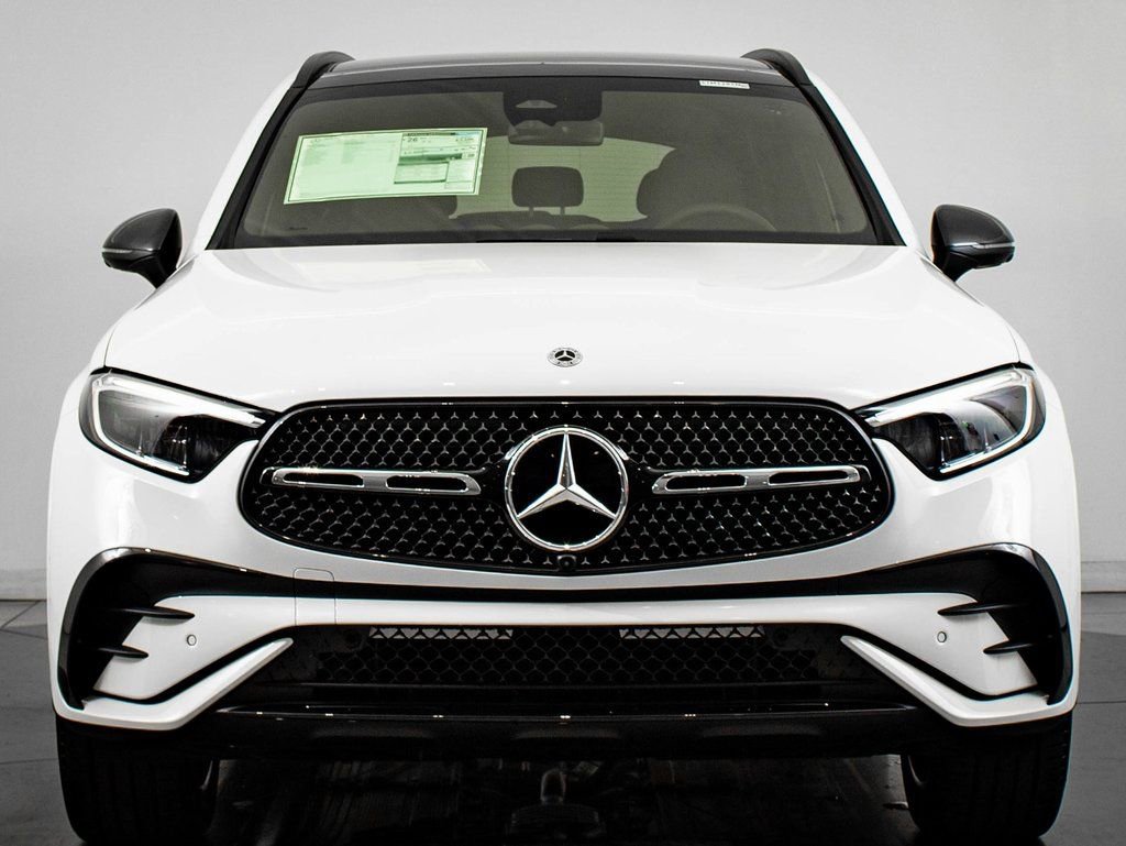 New 2026 Mercedes-Benz GLC 300 4MATIC image 2