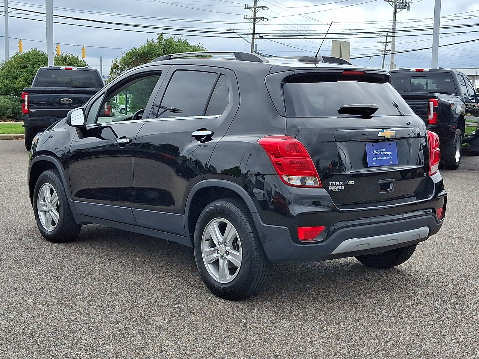 Used 2019 Chevrolet Trax LT w/ LT Convenience Package AWD/4WD image 6