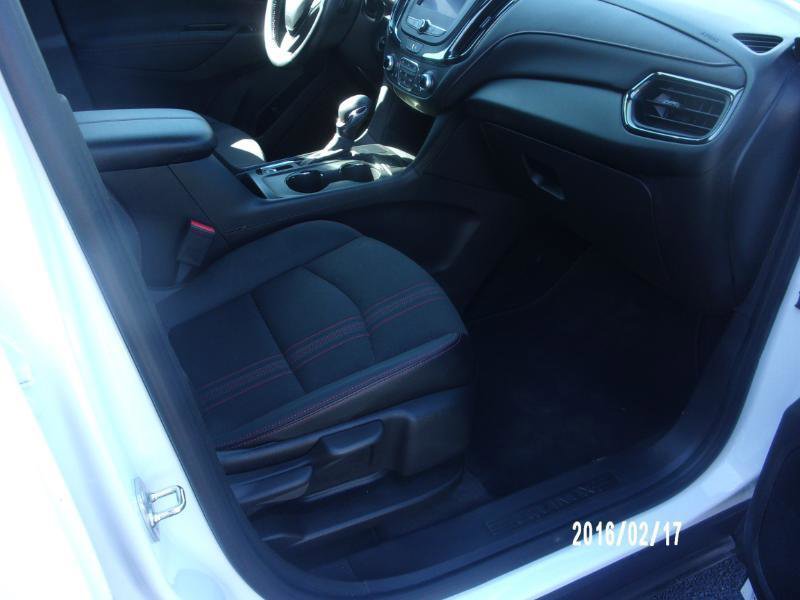 Used 2022 Chevrolet Equinox RS image 11