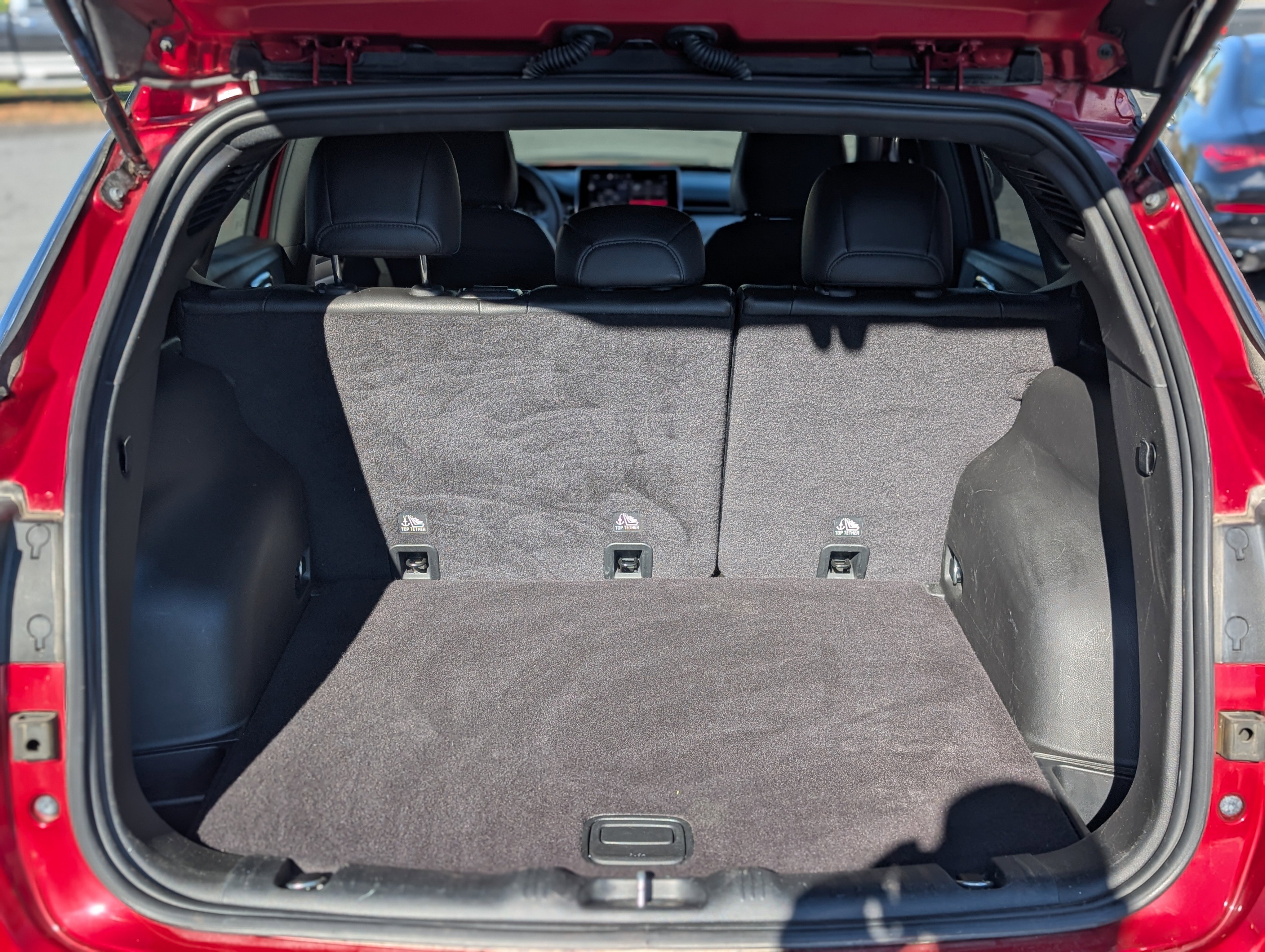 Used 2024 Jeep Compass Limited image 37