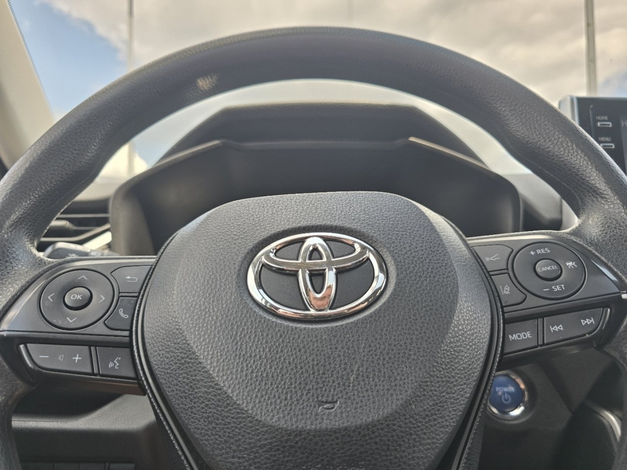 Certified 2019 Toyota RAV4 XLE w/ Convenience Package AWD/4WD image 27