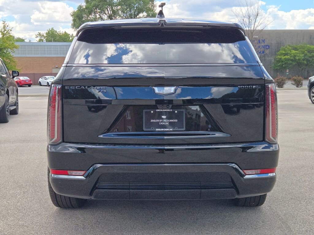 New 2026 Cadillac Escalade IQ Sport 2 w/ LPO, ONYX Package AWD/4WD image 12