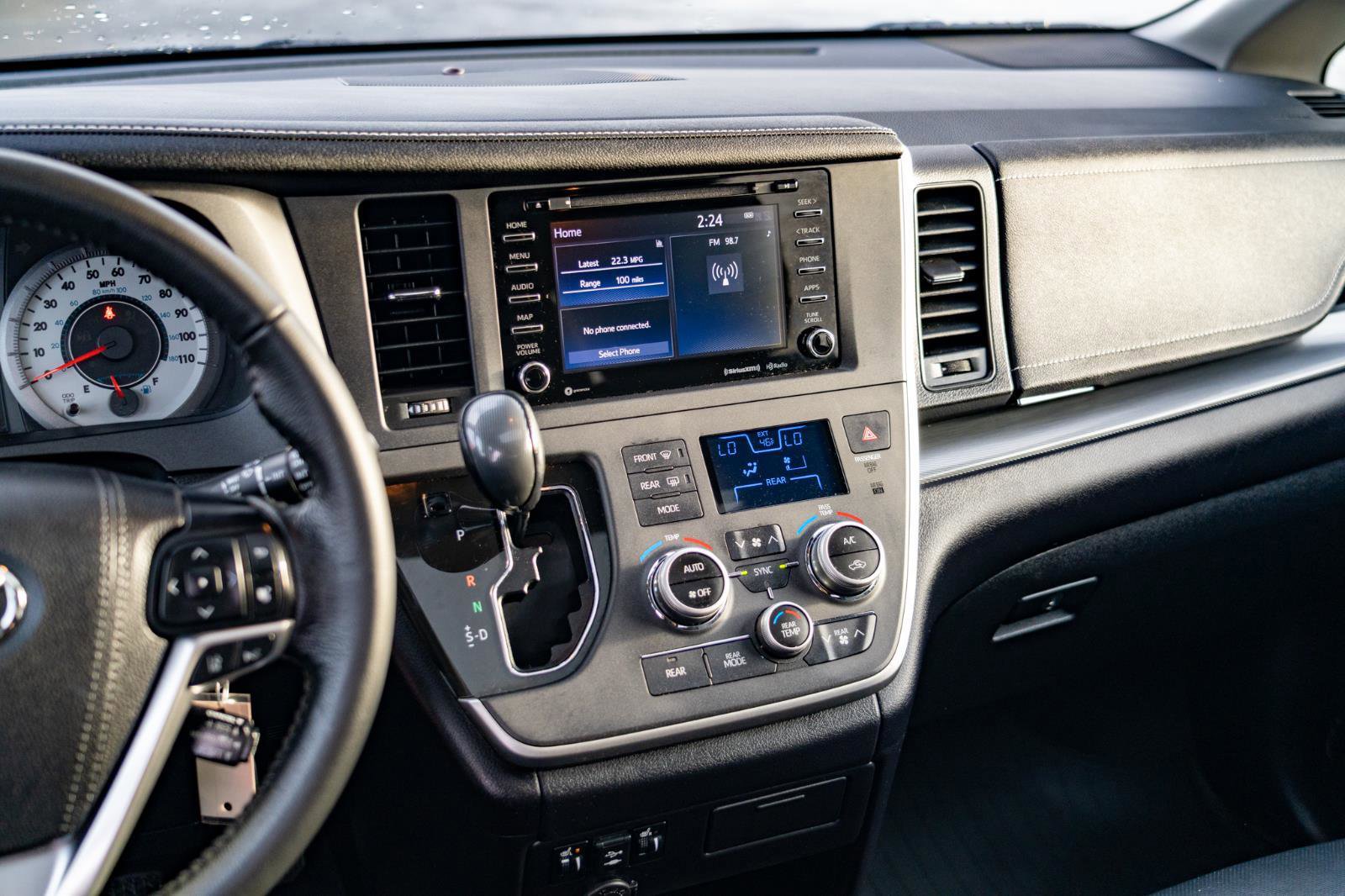 Used 2020 Toyota Sienna SE AWD/4WD image 22