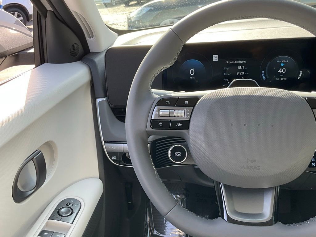 Used 2025 Hyundai Ioniq 5 SEL image 39