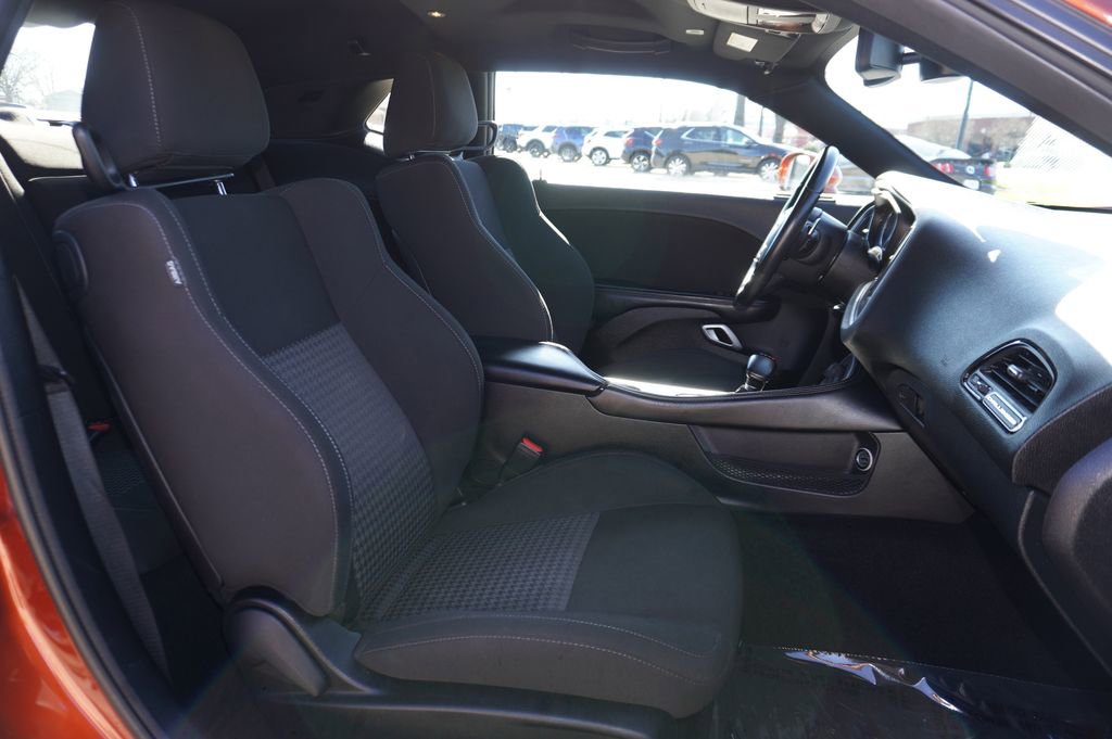 Used 2022 Dodge Challenger GT image 21
