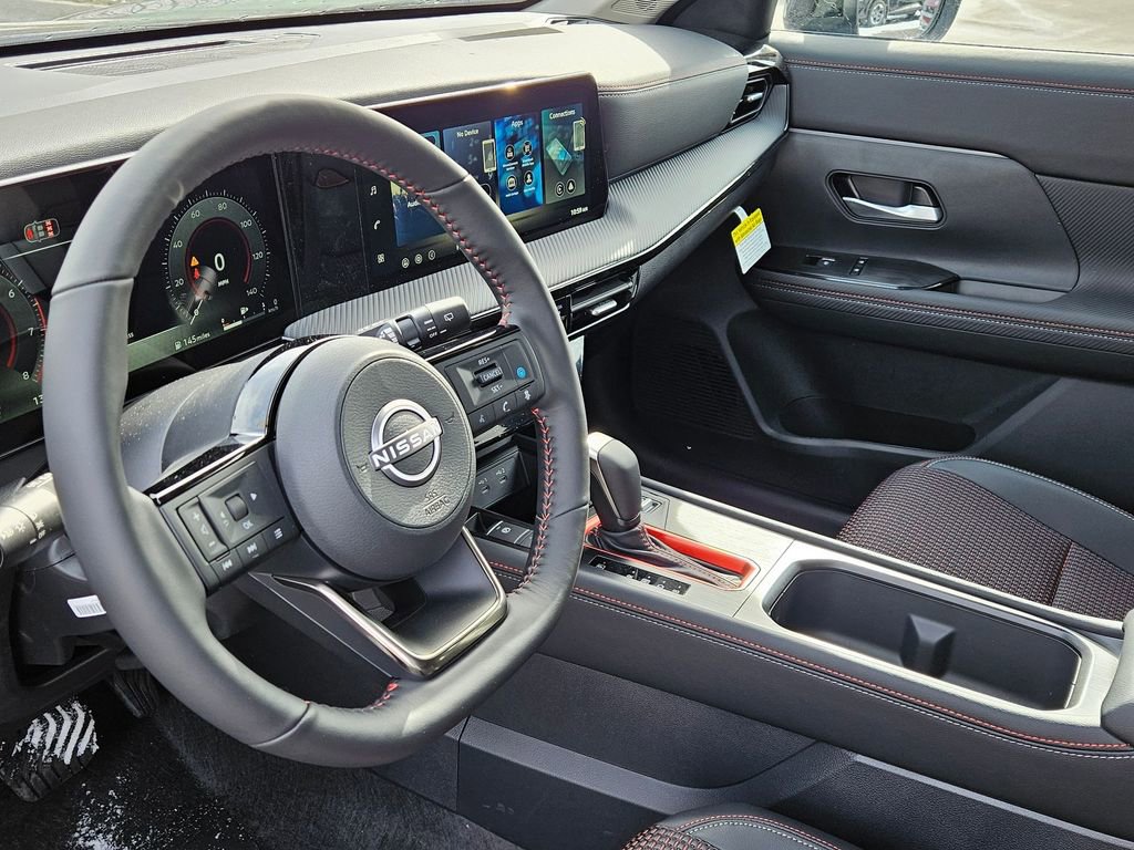 New 2026 Nissan Kicks SR w/ SR Premium Package AWD/4WD image 15