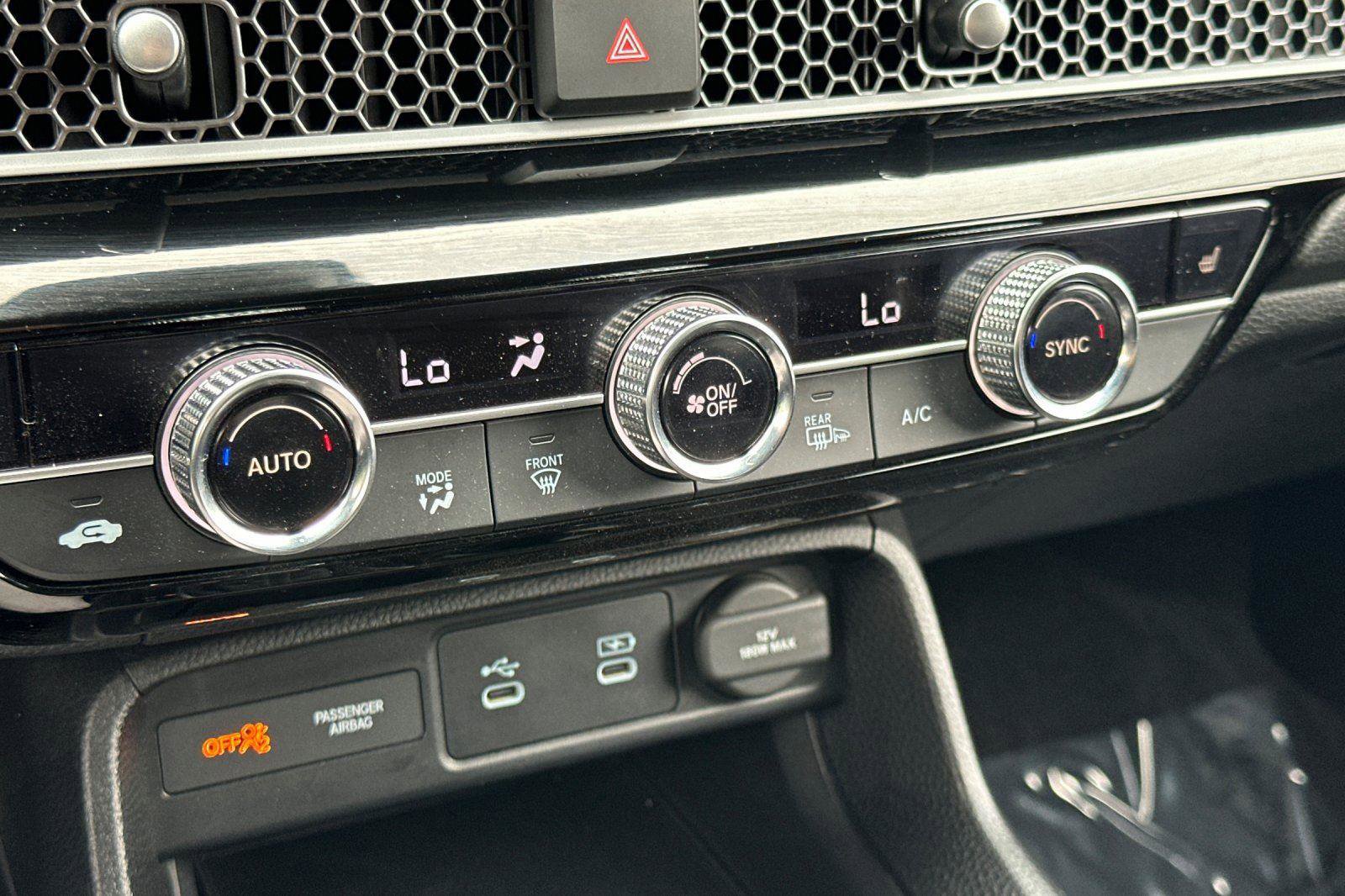 Certified 2025 Honda Civic Sport Touring image 18