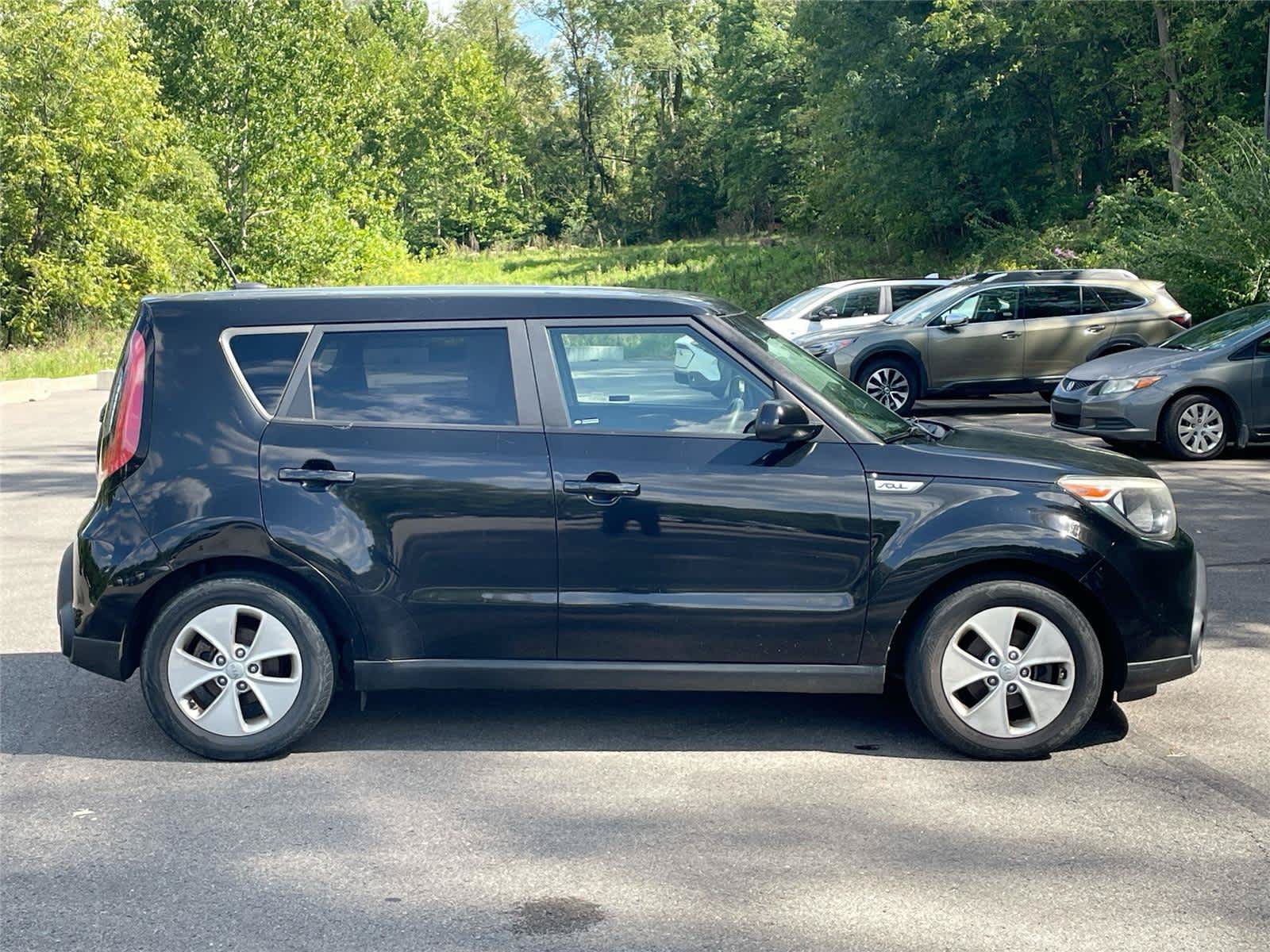 Used 2016 Kia Soul w/ Option Group 020 FWD image 6
