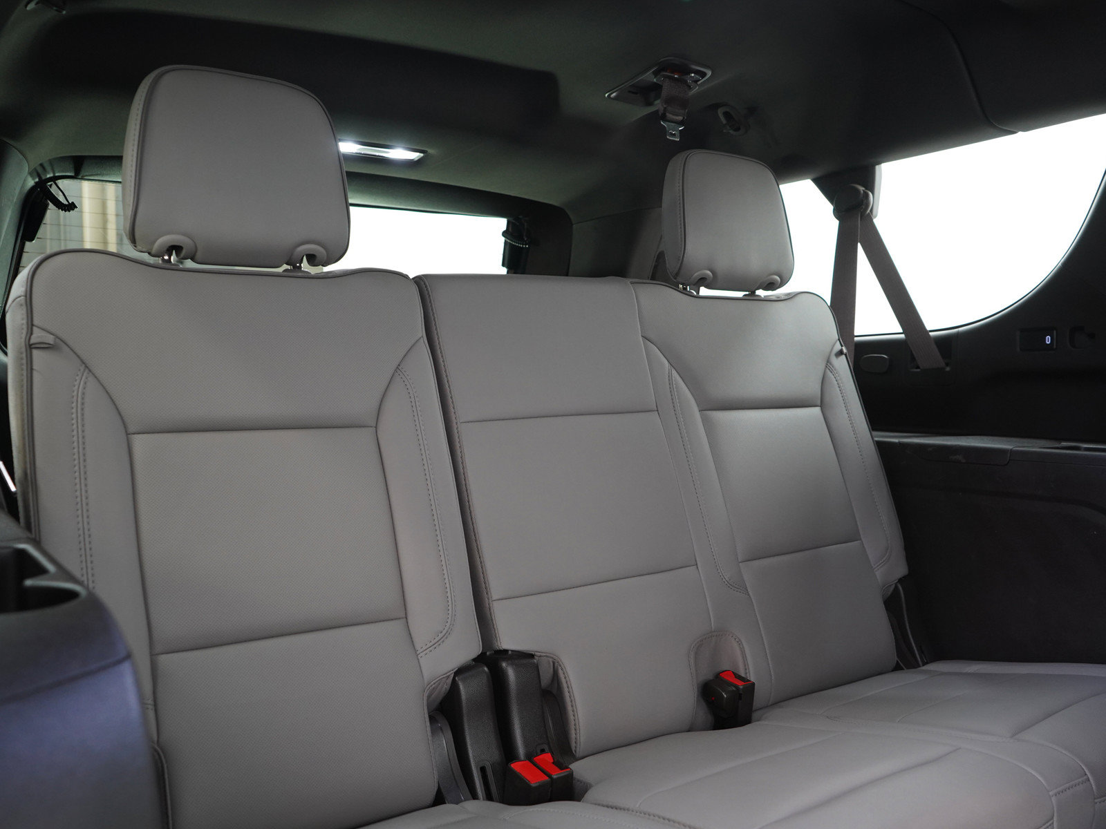 Used 2023 GMC Yukon XL SLT w/ SLT Luxury Package AWD/4WD image 13