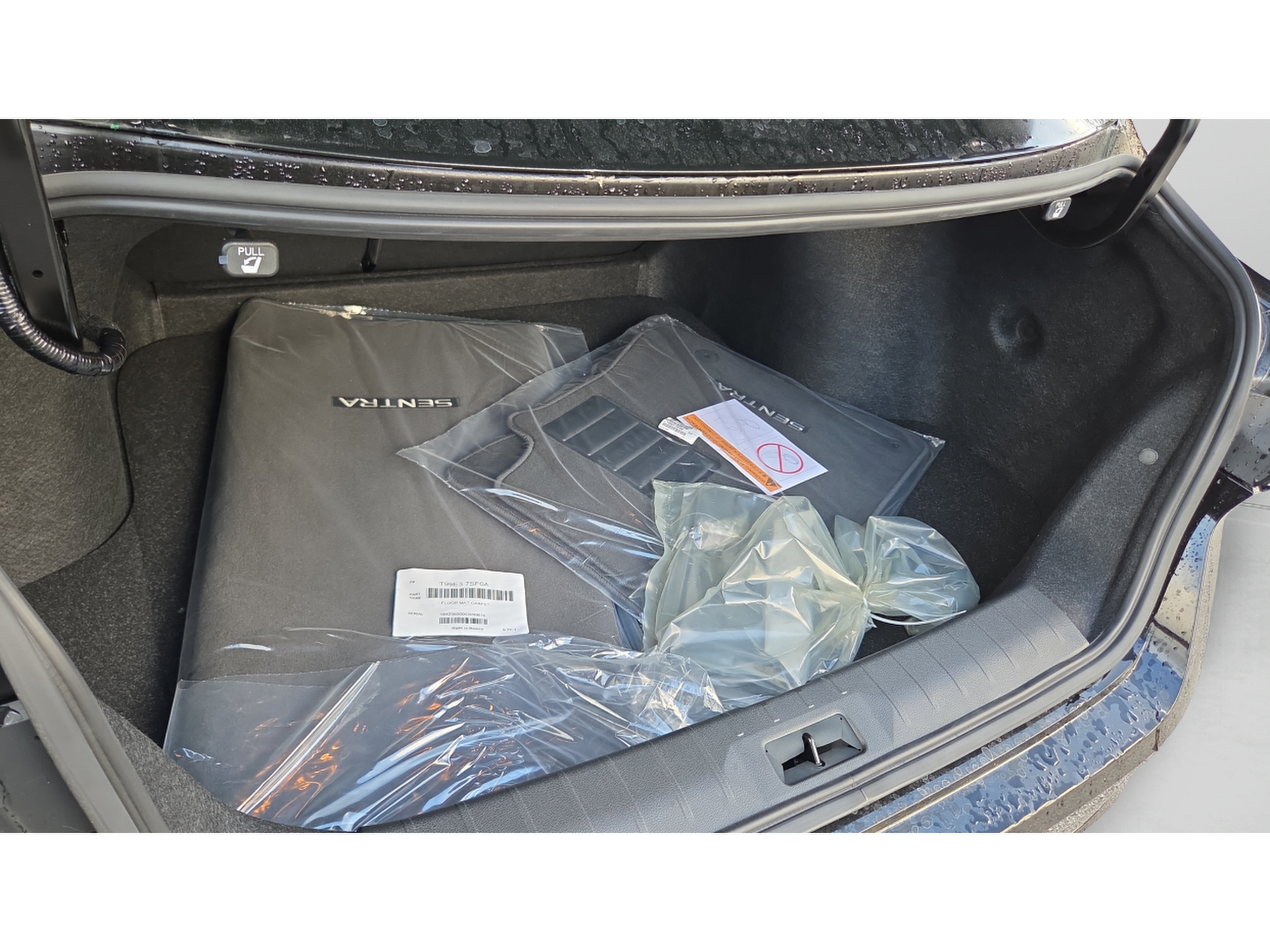 New 2027 Nissan Sentra SR w/ SR Premium Package FWD image 13