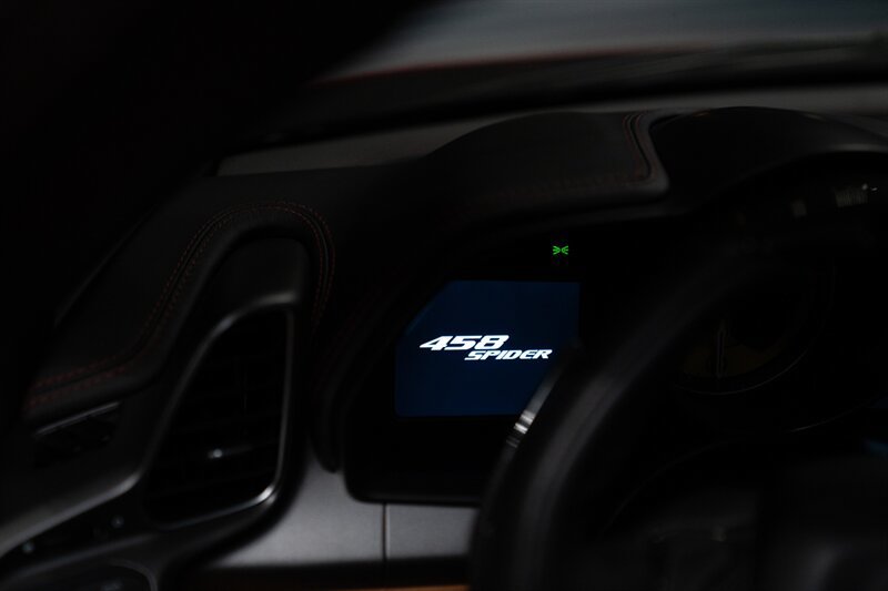 Used 2015 Ferrari 458 Spider RWD image 32