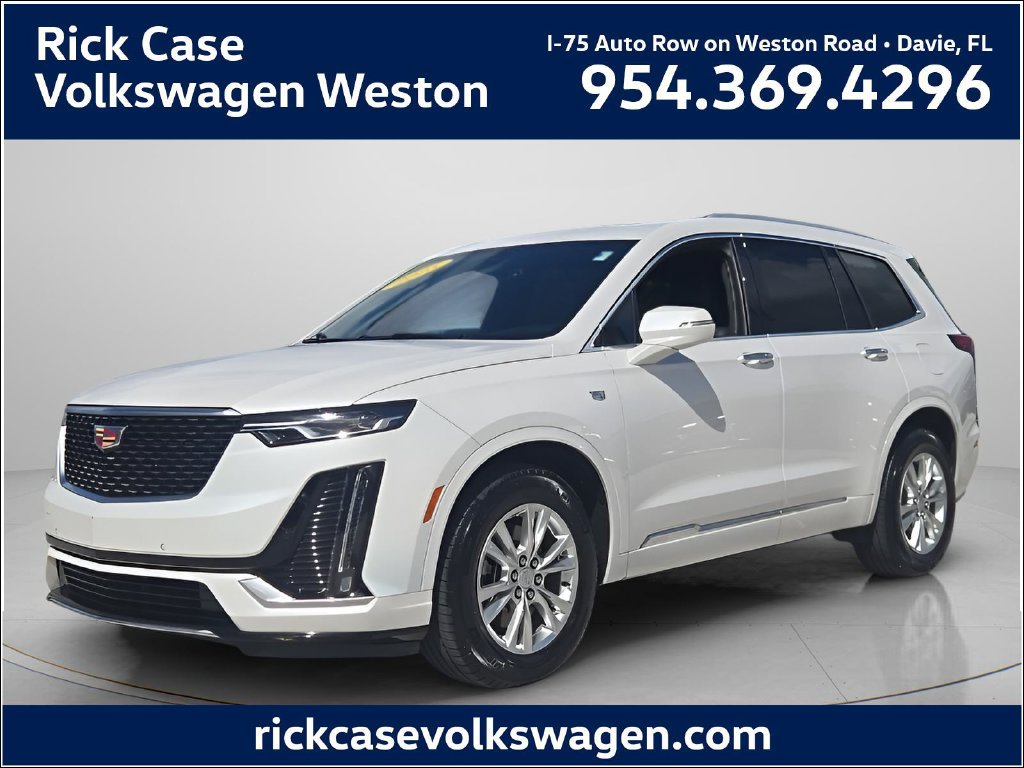 Used 2025 Cadillac XT6 Luxury FWD image 1