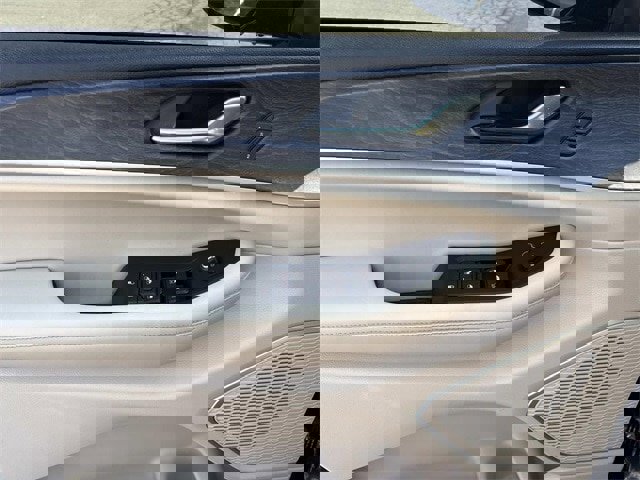 Used 2021 Jeep Grand Cherokee L Limited image 26