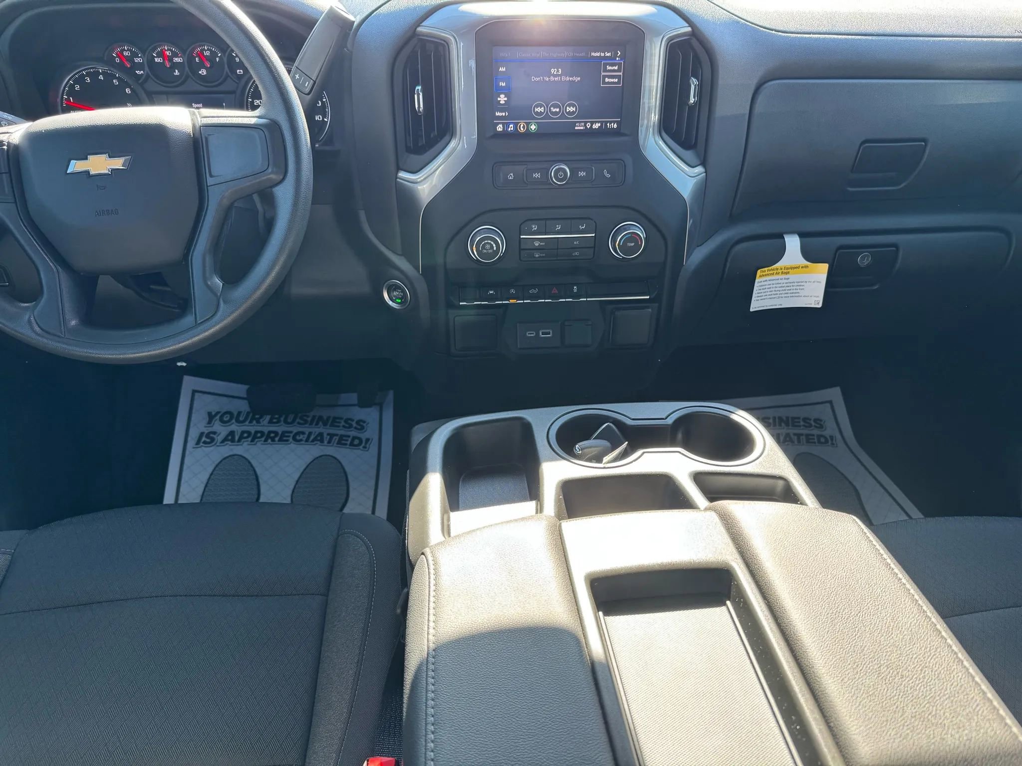 Used 2024 Chevrolet Silverado 1500 Custom image 11