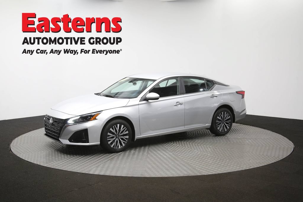 Used 2023 Nissan Altima 2.5 SV AWD/4WD image 56
