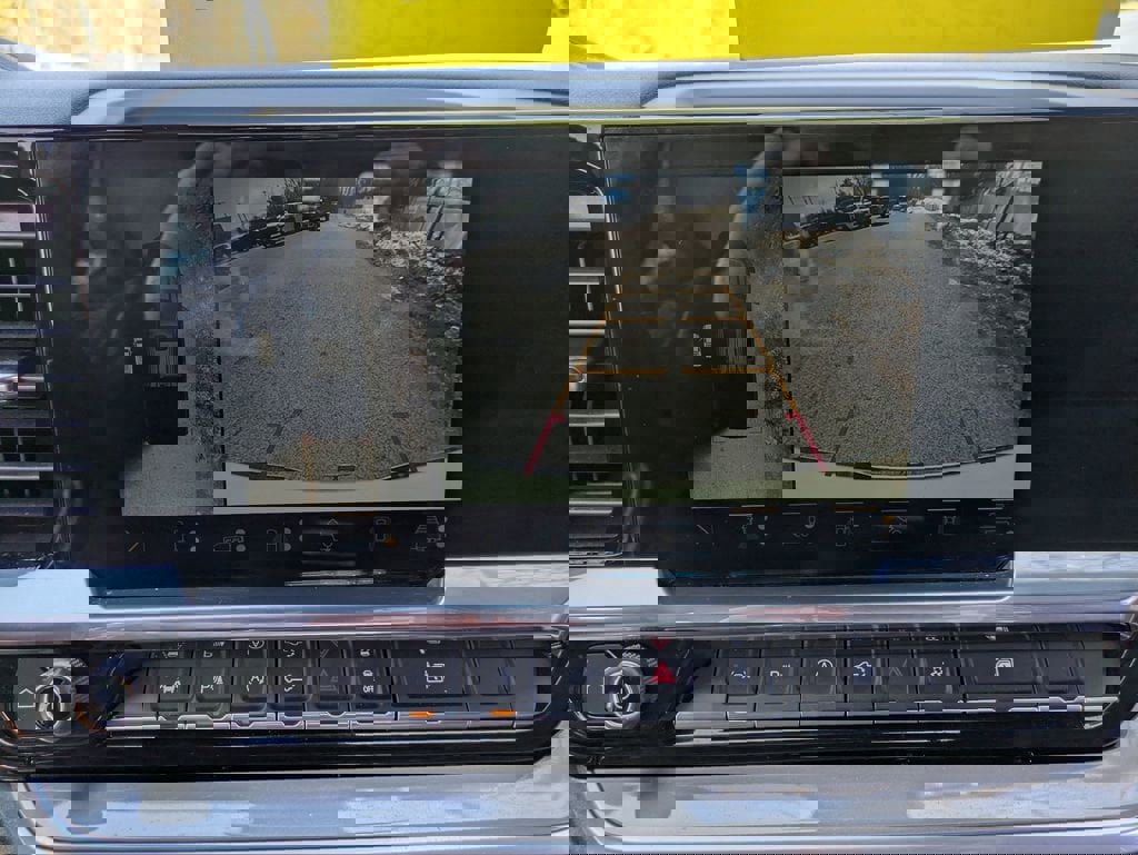 Used 2022 Chevrolet Silverado 1500 High Country w/ High Country Premium Package image 13