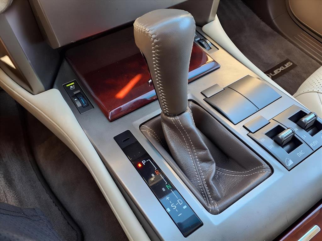 Used 2013 Lexus GX 460 image 22